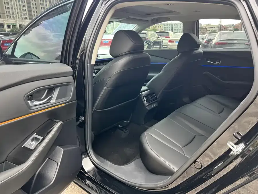 Honda Accord Accord 2025 260TURBO Luxury Edition 2025 — миниатюра 3