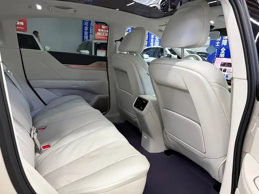 Buick Zhijing L7 Buick Avenir 2025 2025 — миниатюра 5