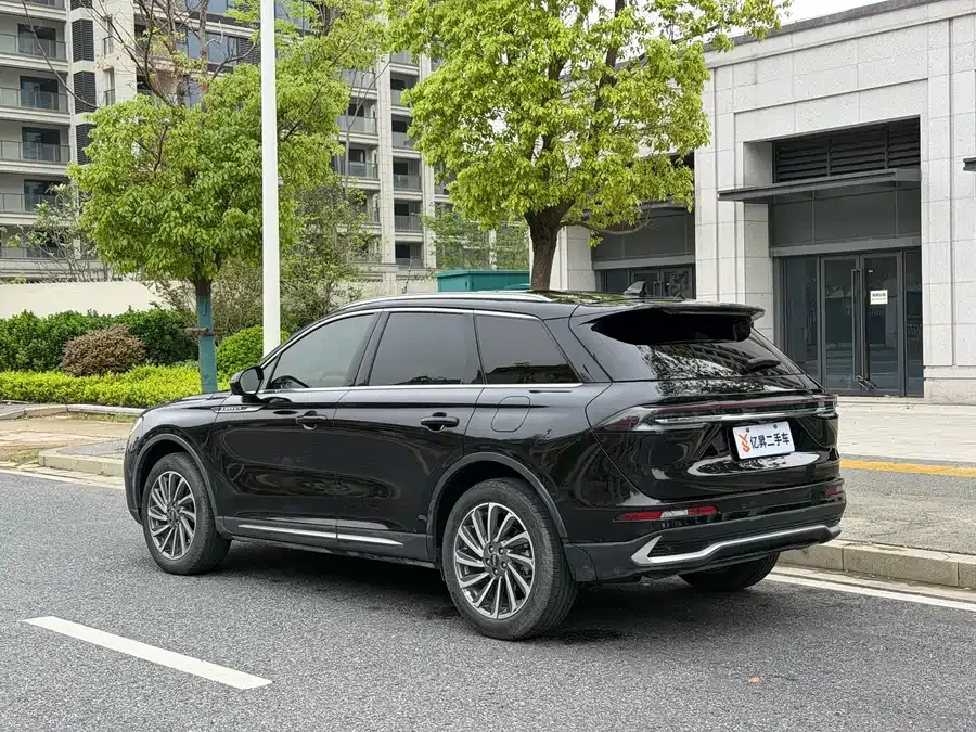 Lincoln Adventurer Adventurer 2023 2.0T 2WD Premium Edition 2023 — миниатюра 4