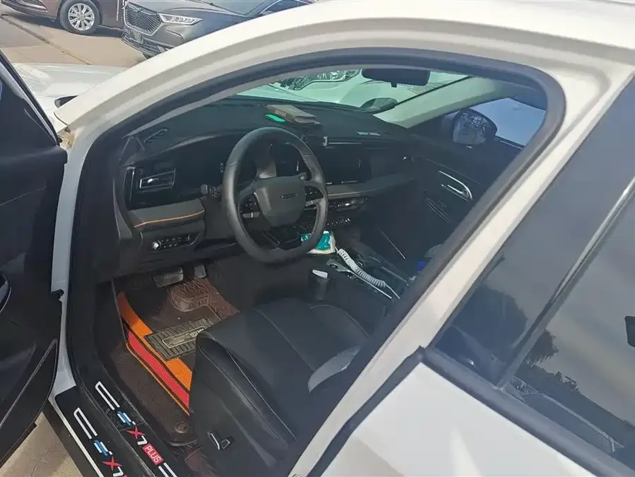 Oshan X7 PLUS Changan Oushang X7 PLUS 2023 Enjoy Edition 1.5T Automatic Pilot 7 Seaters 2023 — миниатюра 3