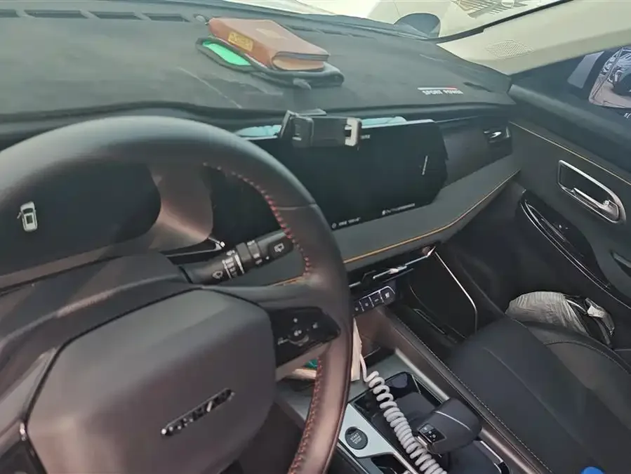 Oshan X7 PLUS Changan Oushang X7 PLUS 2023 Enjoy Edition 1.5T Automatic Pilot 7 Seaters 2023 — миниатюра 4