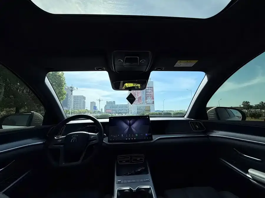BYD Song Pro New Energy Song Pro New Energy 2026 DM-i 220KM Super Edition 2026 — миниатюра 2