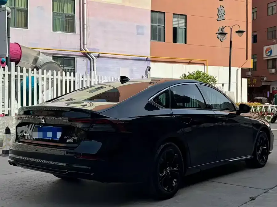 Honda Accord Accord 2025 260TURBO Luxury Edition 2025 — миниатюра 3
