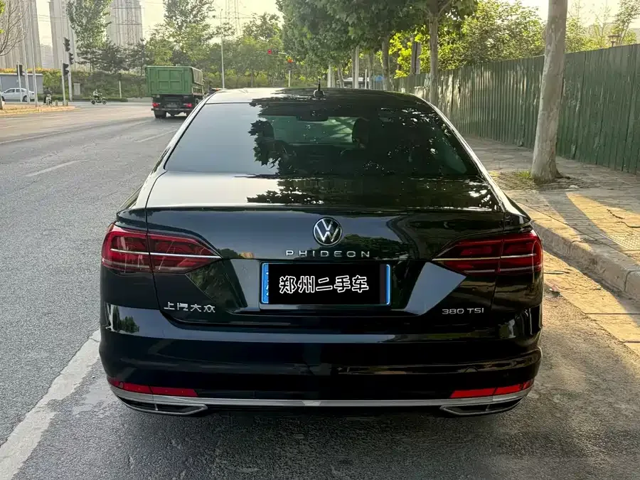 Volkswagen Phaeton / Phideon 2021 Phideon 380TSI Luxury Edition 2023 — миниатюра 5