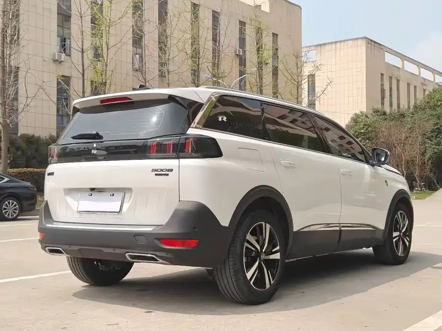Peugeot 5008 Peugeot 5008 2023 400THP Love Full Seat Edition 7 Seaters 2022 — миниатюра 3