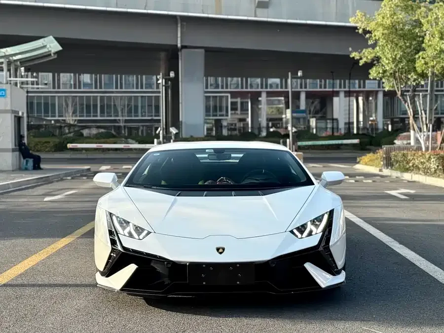 Lamborghini Huracn 2026