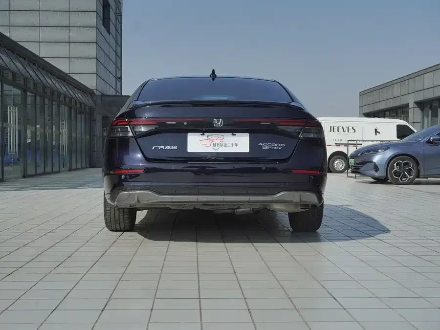 Honda Accord New Energy Accord New Energy 2023 2.0L e:PHEV Premium Edition 2024 — миниатюра 2