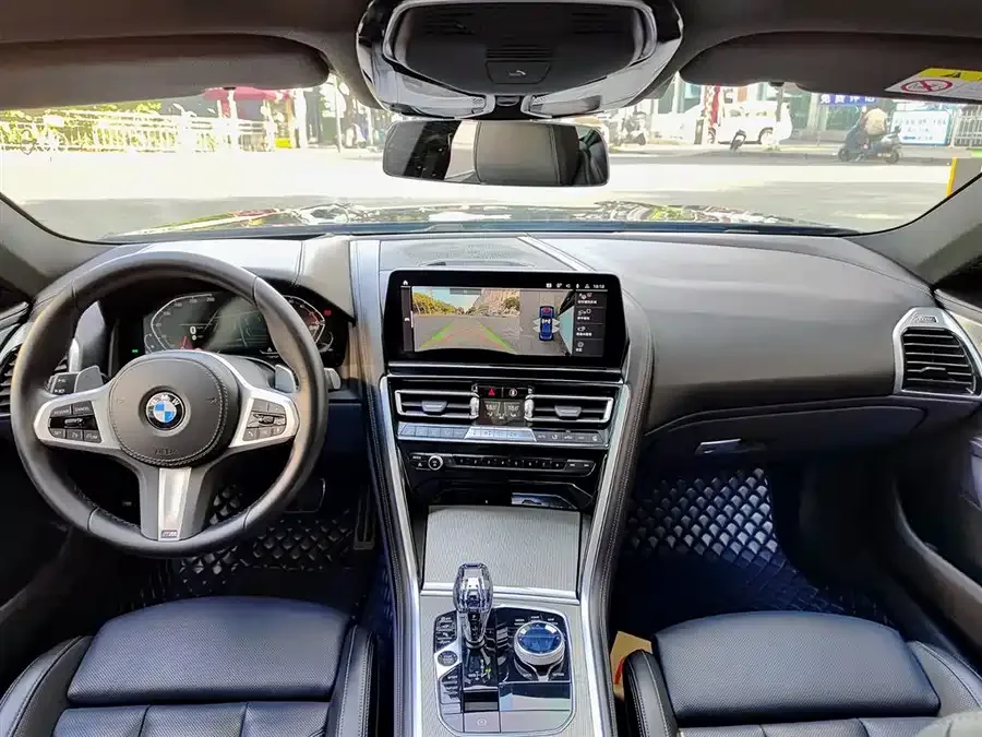 BMW 8 Series BMW 8 Series 2022 840i xDrive Four-Door Coupe M Sport Package 2023 — миниатюра 3