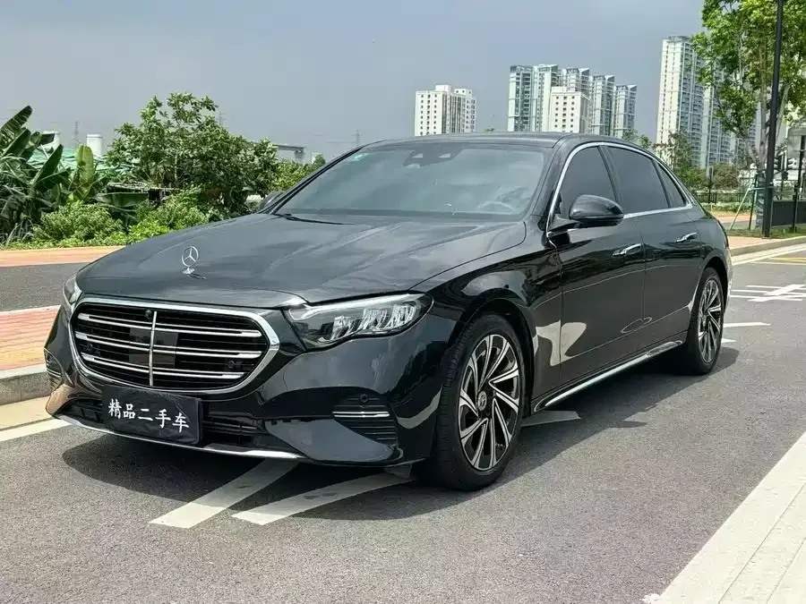 Mercedes-Benz E-Class 2025