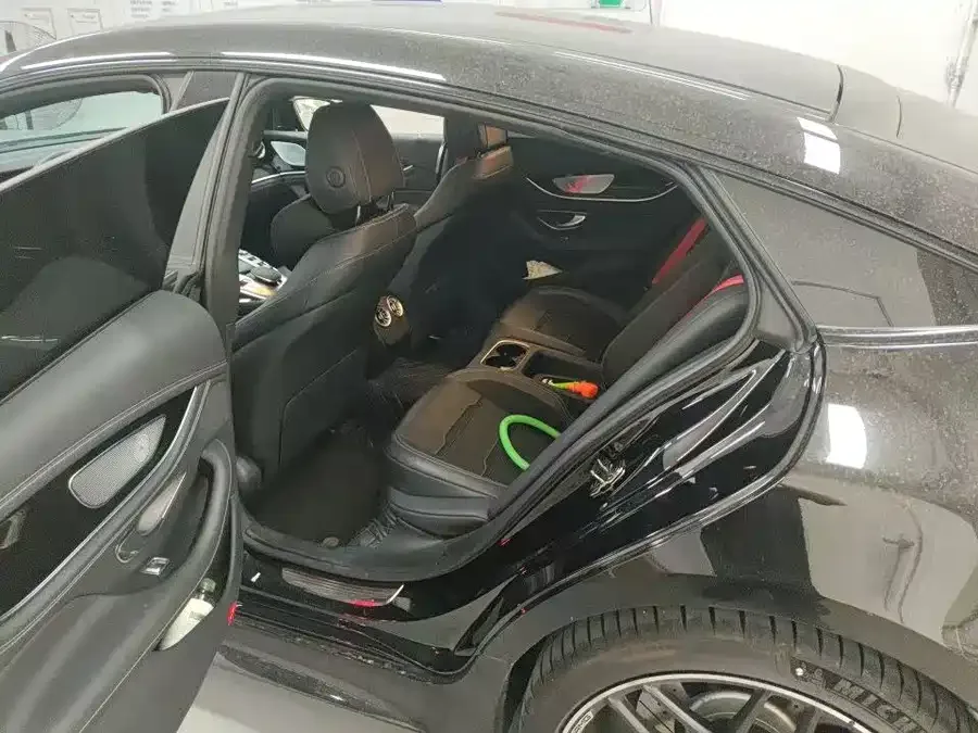 Mercedes-Benz AMG GT 2026 AMG GT 50 Coupe China Special Edition 2025 — миниатюра 3