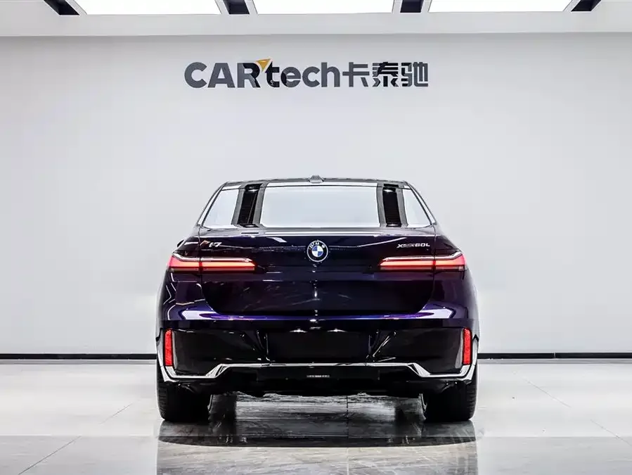 BMW i7 2023 xDrive60L M Sport Package 2023 — миниатюра 2