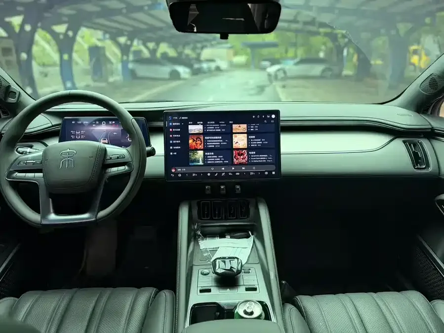 BYD Song L EV Song L EV 2025 550KM Excellence Edition 2025 — миниатюра 2