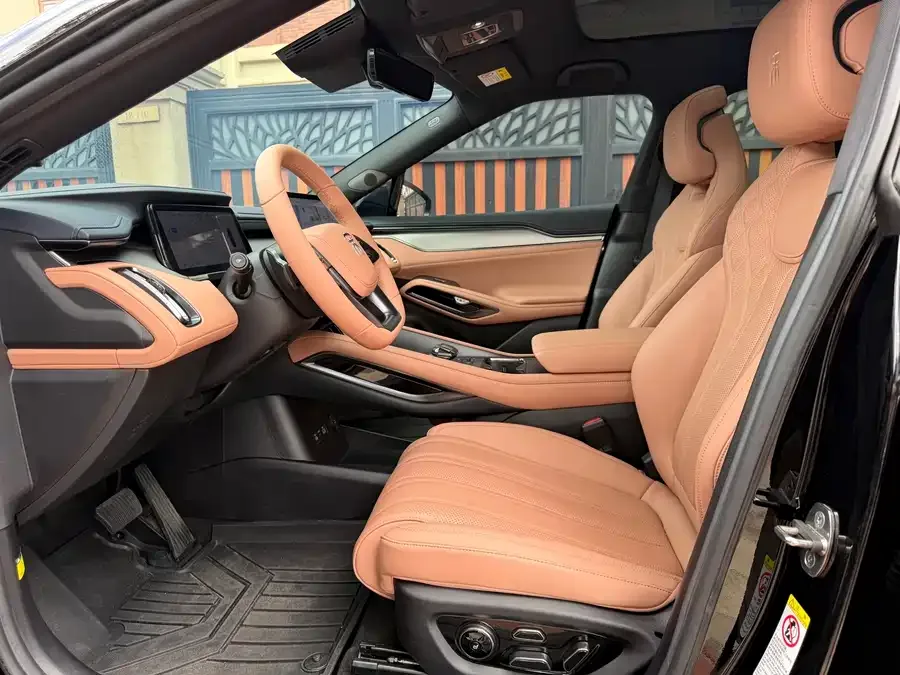 BYD Song L EV Song L EV 2024 662km Excellence Edition 2024 — миниатюра 4