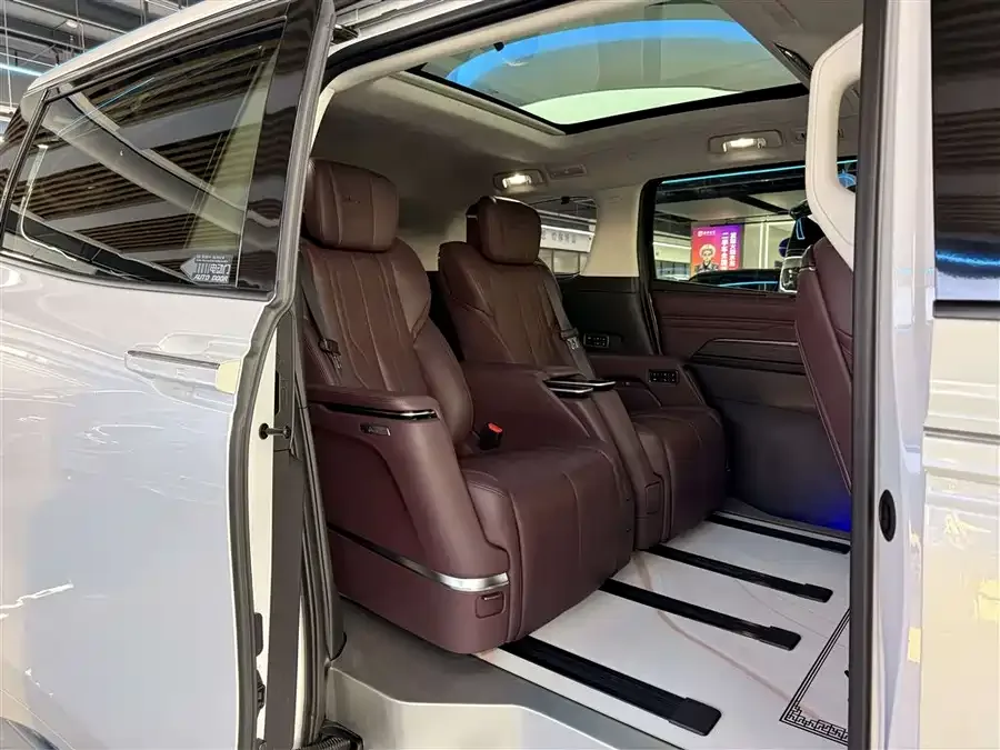 Buick Century Century 2023 2.0T Six-seat Yunshi Edition 2023 — миниатюра 3