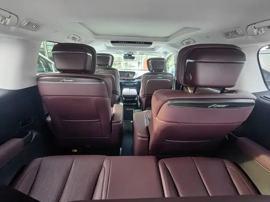 Buick Century Century 2025 2.0T 7-seat Yunshi Edition 2024 — миниатюра 3
