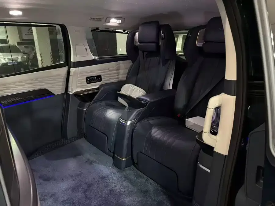 Buick Century Century 2023 2.0T Four-seat Private Edition 2023 — миниатюра 4