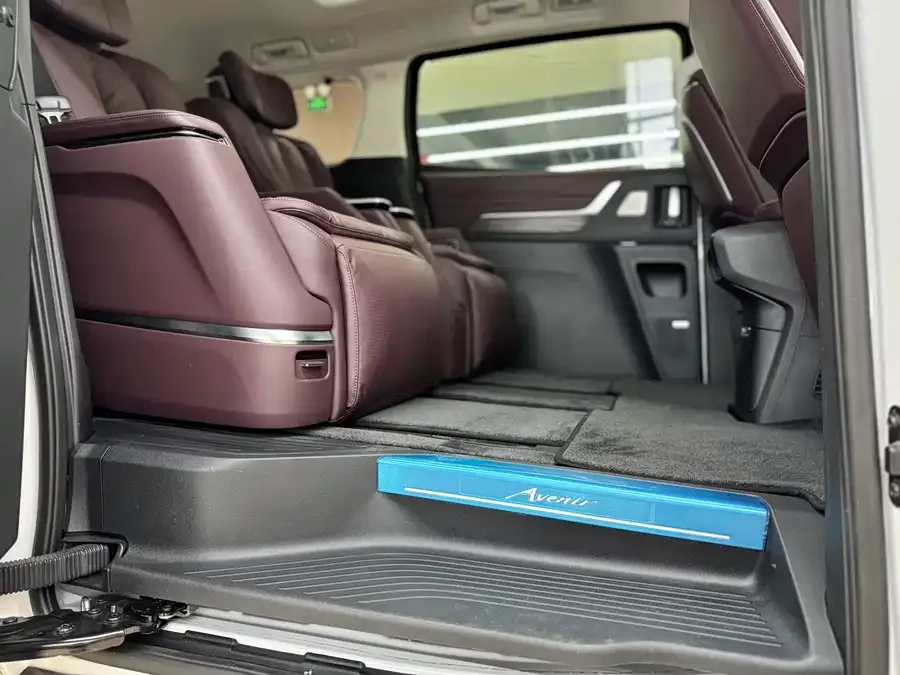 Buick Century Century 2025 2.0T 7-seat Yunshi Edition 2025 — миниатюра 4
