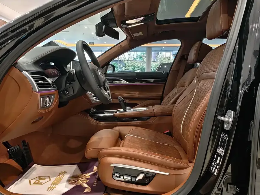 BMW 7 Series BMW 7 Series 2022 740Li xDrive Executive Luxury Package 2022 — миниатюра 2