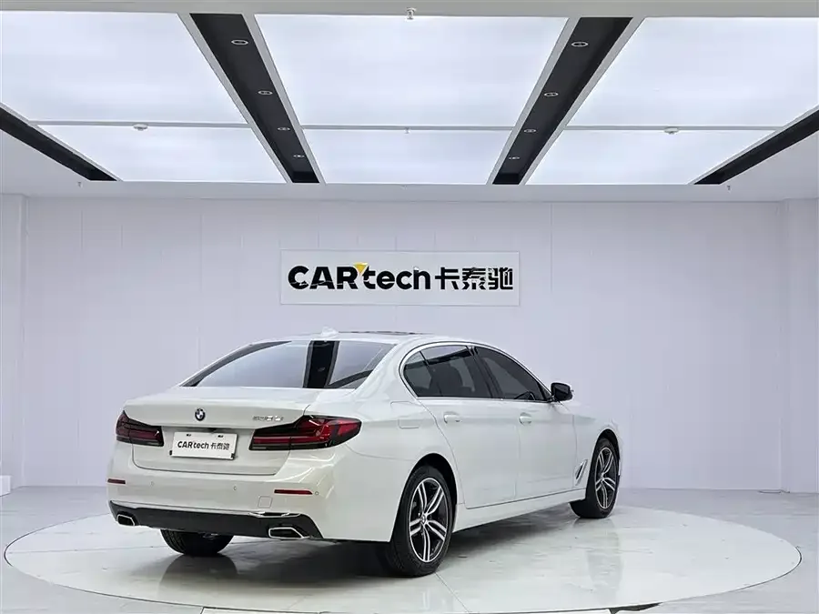BMW 5 Series BMW 5 Series 2022 530Li Leading Luxury Package 2022 — миниатюра 2