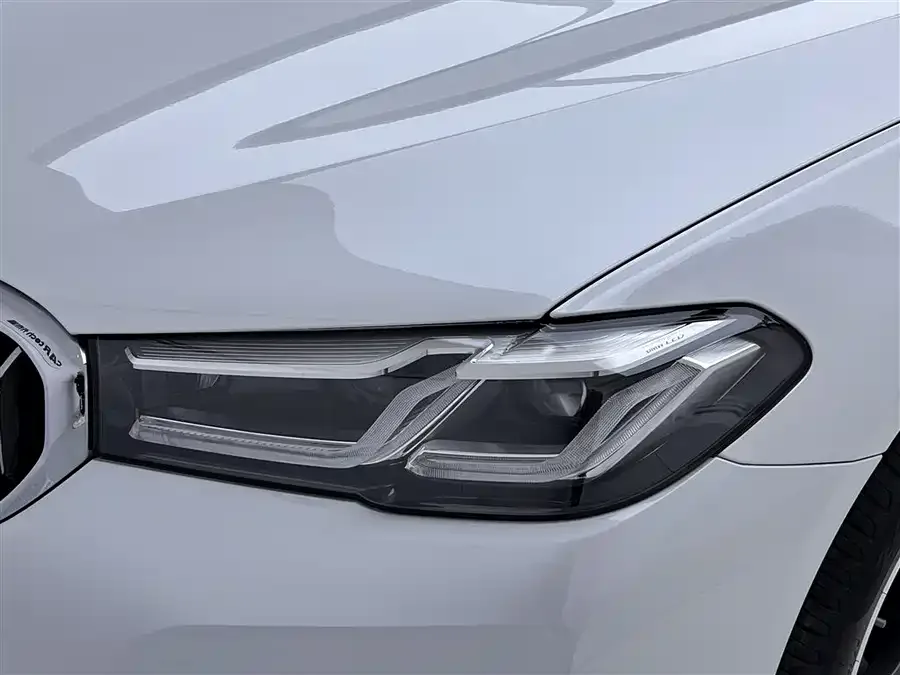 BMW 5 Series BMW 5 Series 2022 530Li Leading Luxury Package 2022 — миниатюра 3