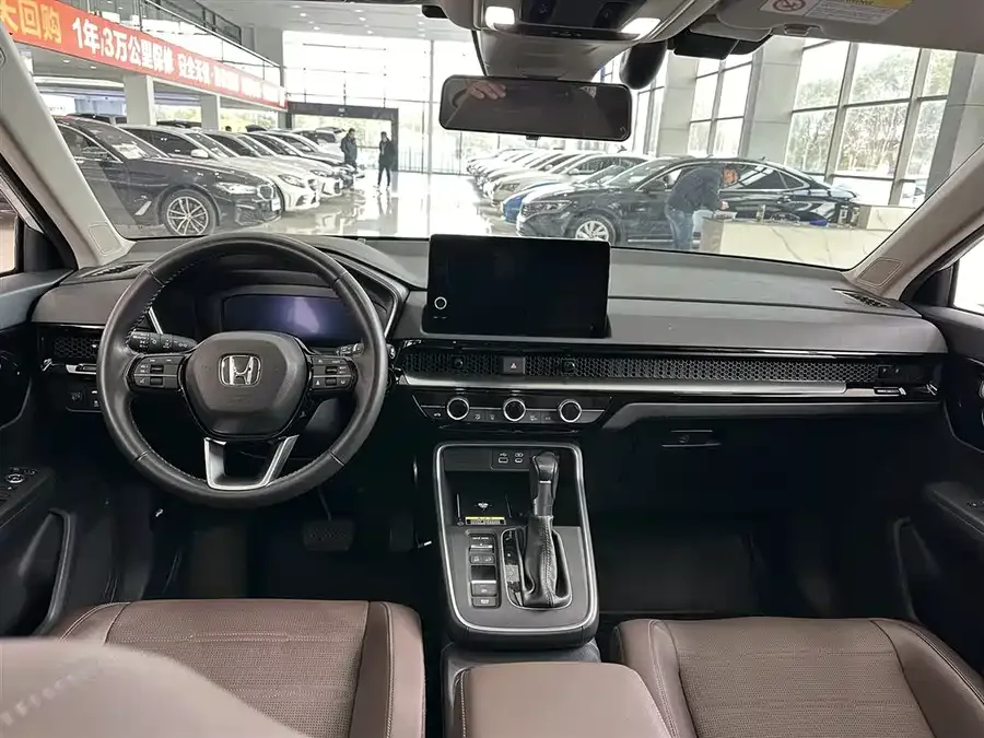 Honda CR-V 2023 240TURBO 2WD Premium Edition 7 Seaters 2022 — миниатюра 5