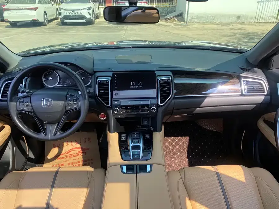 Honda UR-V 2020 370TURBO 2WD Elegant Edition 2022 — миниатюра 3