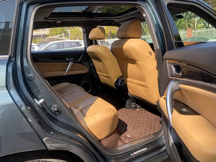 Honda UR-V 2020 370TURBO 2WD Elegant Edition 2022 — миниатюра 4