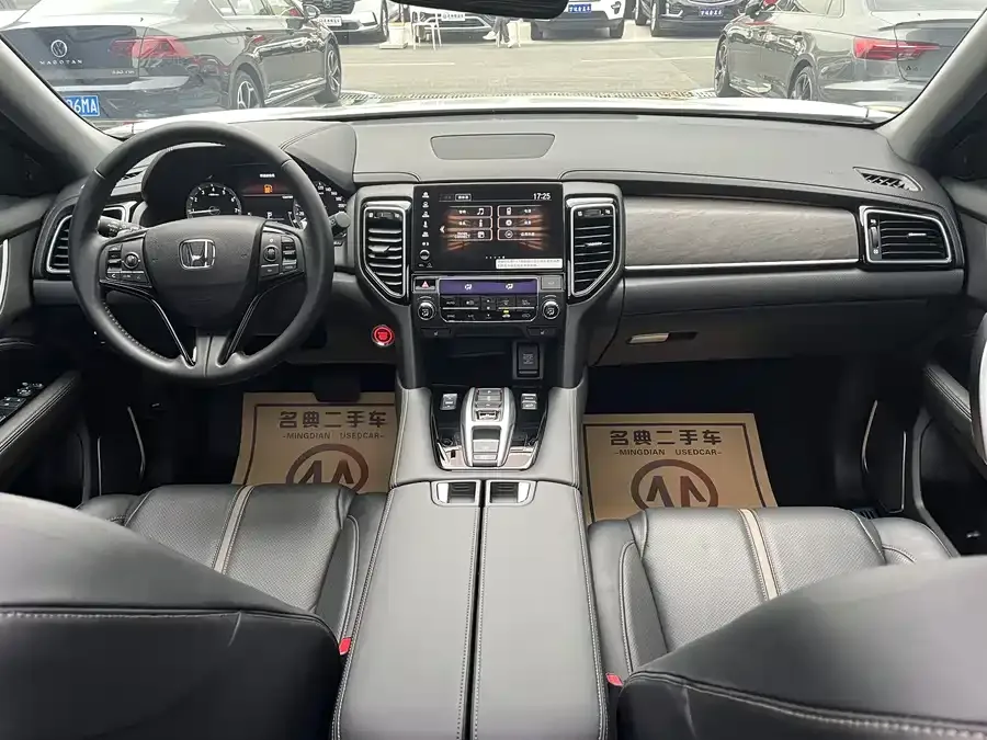 Honda UR-V 2020 370TURBO 4WD Premium Edition 2023 — миниатюра 2