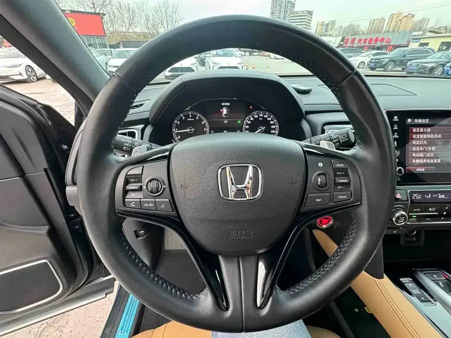 Honda UR-V 2020 370TURBO 2WD Elegant Edition 2023 — миниатюра 5