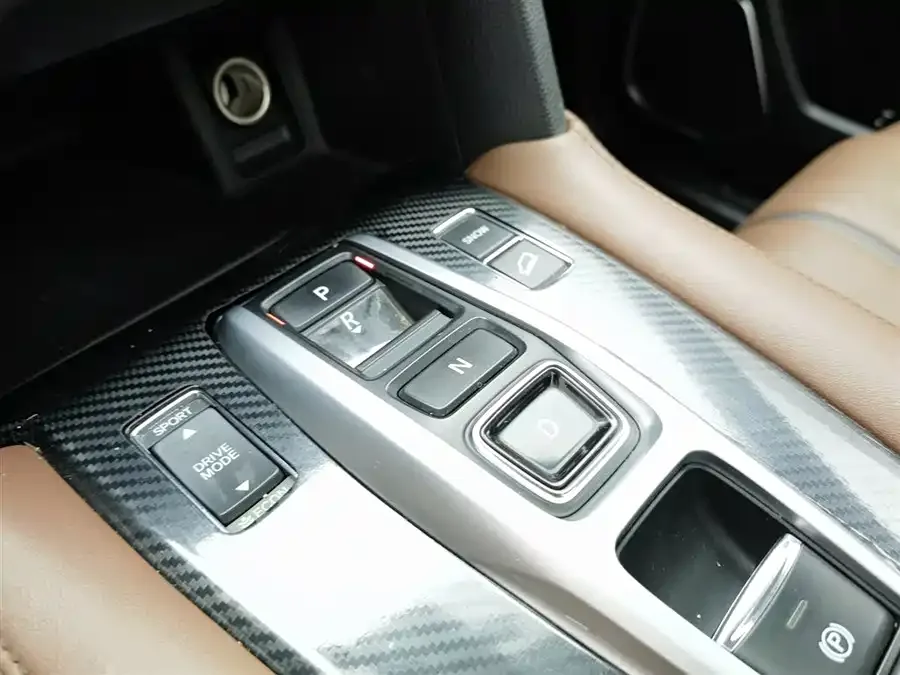 Honda UR-V 2020 370TURBO 4WD Premium Edition 2023 — миниатюра 4