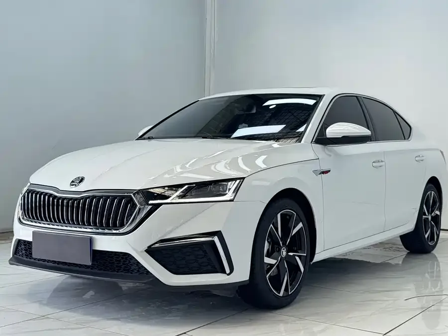 Skoda Octavia 2023