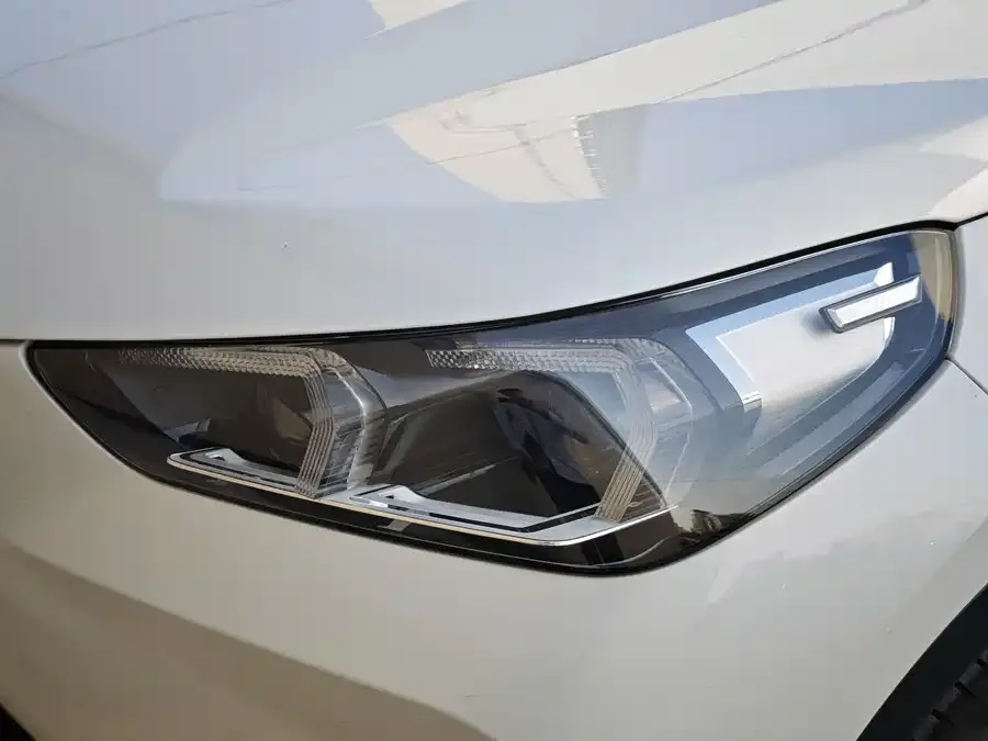 BMW iX1 2025 eDrive25L X Design Package 2024 — миниатюра 5