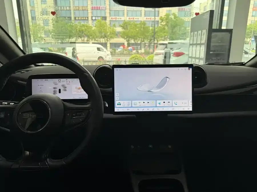 BYD Dolphin Dolphin 2025 Smart Driving Edition 410km Fashion Edition 2025 — миниатюра 3