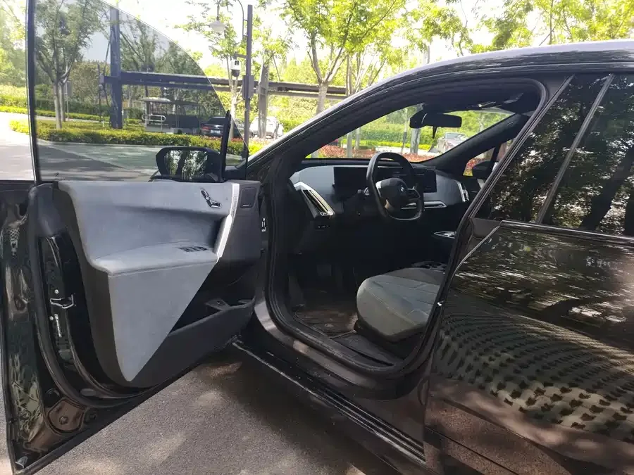 BMW iX 2023 xDrive40 2024 — миниатюра 5
