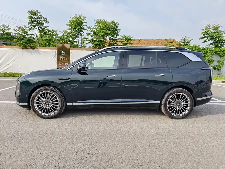 GAC Trumpchi Haobo Haobo HL Haobo HL 2025 facelift 350 Max six-seat LiDAR version 2025 — миниатюра 2