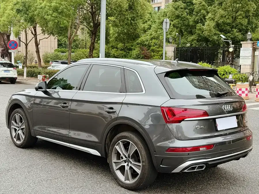 Audi Q5L 2022 facelift 45T luxury and dynamic model 2022 — миниатюра 2