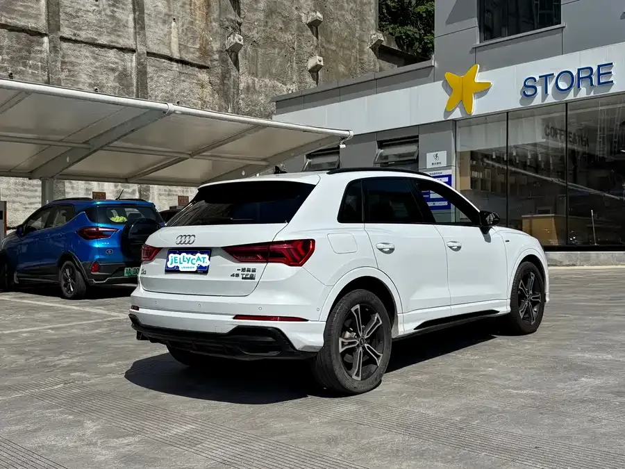 Audi Q3 2021 45 TFSI quattro fashionable and dynamic 2022 — миниатюра 3