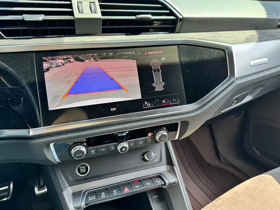 Audi Q3 2021 45 TFSI quattro fashionable and dynamic 2022 — миниатюра 5