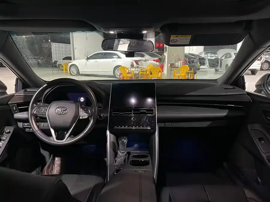 Toyota Avalon Asia Dragon 2022 2.5L Deluxe Edition 2023 — миниатюра 5