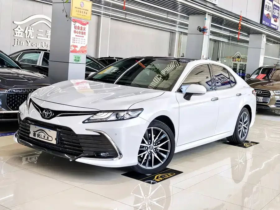 Toyota Camry 2022