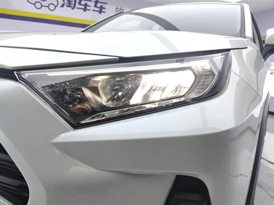 Toyota RAV4 RAV4 Rongfang 2023 2.0L CVT 2WD Fashion Edition 2024 — миниатюра 5