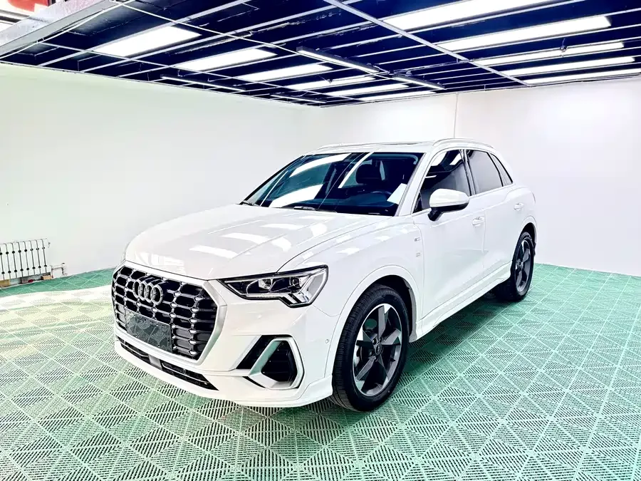 Audi Q3 2022