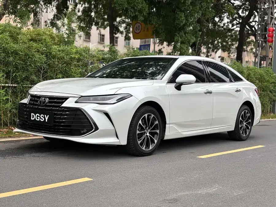 Toyota Avalon Avalon 2023 2.0L Luxury Edition 2023 — фото 1, купить с доставкой в Москву