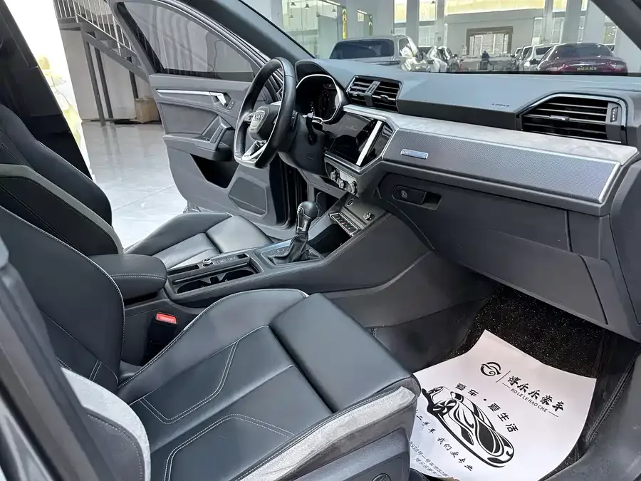 Audi Q3 2024 35 TFSI Fashion Dynamic Edition 2024 — миниатюра 5