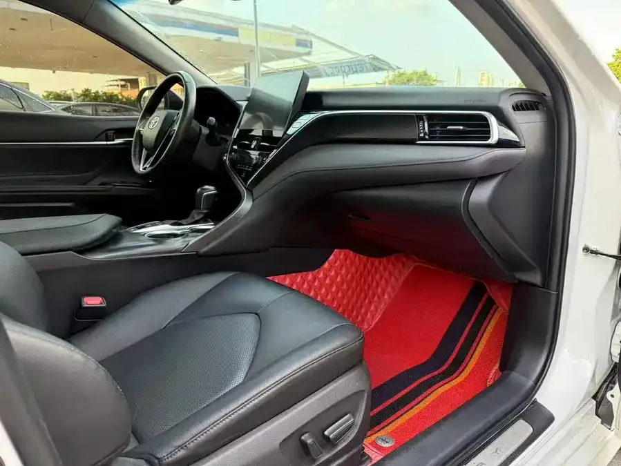 Toyota Camry Camry 2021 2.5G Deluxe Edition 2022 — миниатюра 5