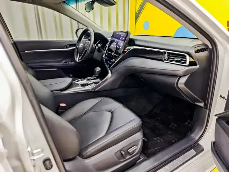 Toyota Camry Camry 2023 2.0G Deluxe Edition 2023 — миниатюра 5