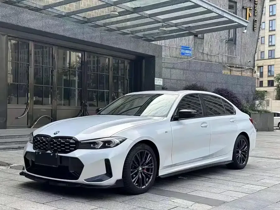 BMW 3 Series 2023