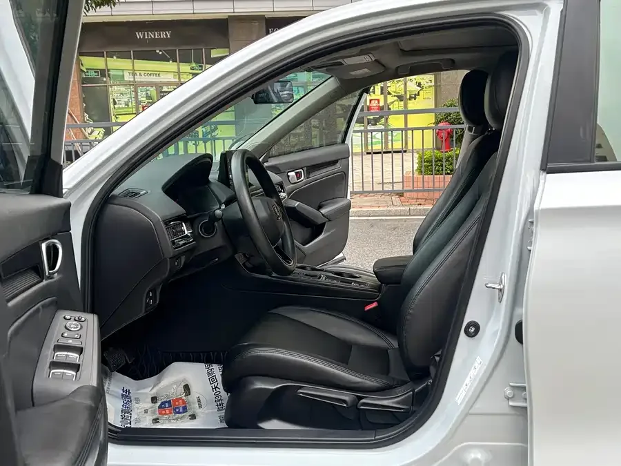 Honda Integra Stylish 2023 240TURBO CVT Technology Edition 2022 — миниатюра 3