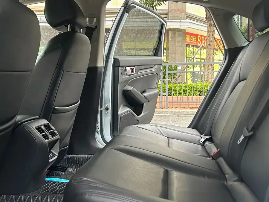 Honda Integra Stylish 2023 240TURBO CVT Technology Edition 2022 — миниатюра 4
