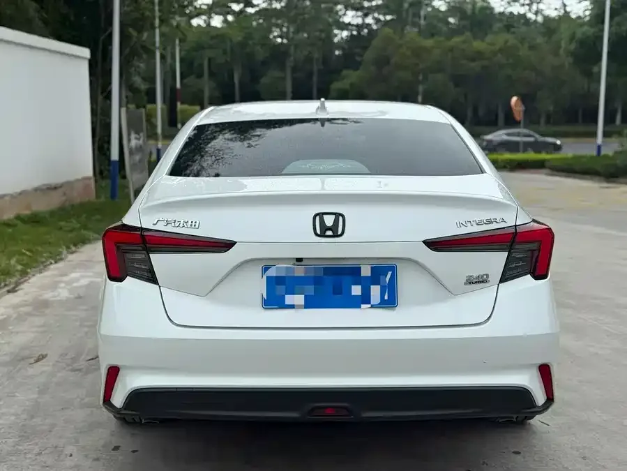 Honda Integra Stylish 2022 240TURBO CVT Technology Edition 2022 — миниатюра 2